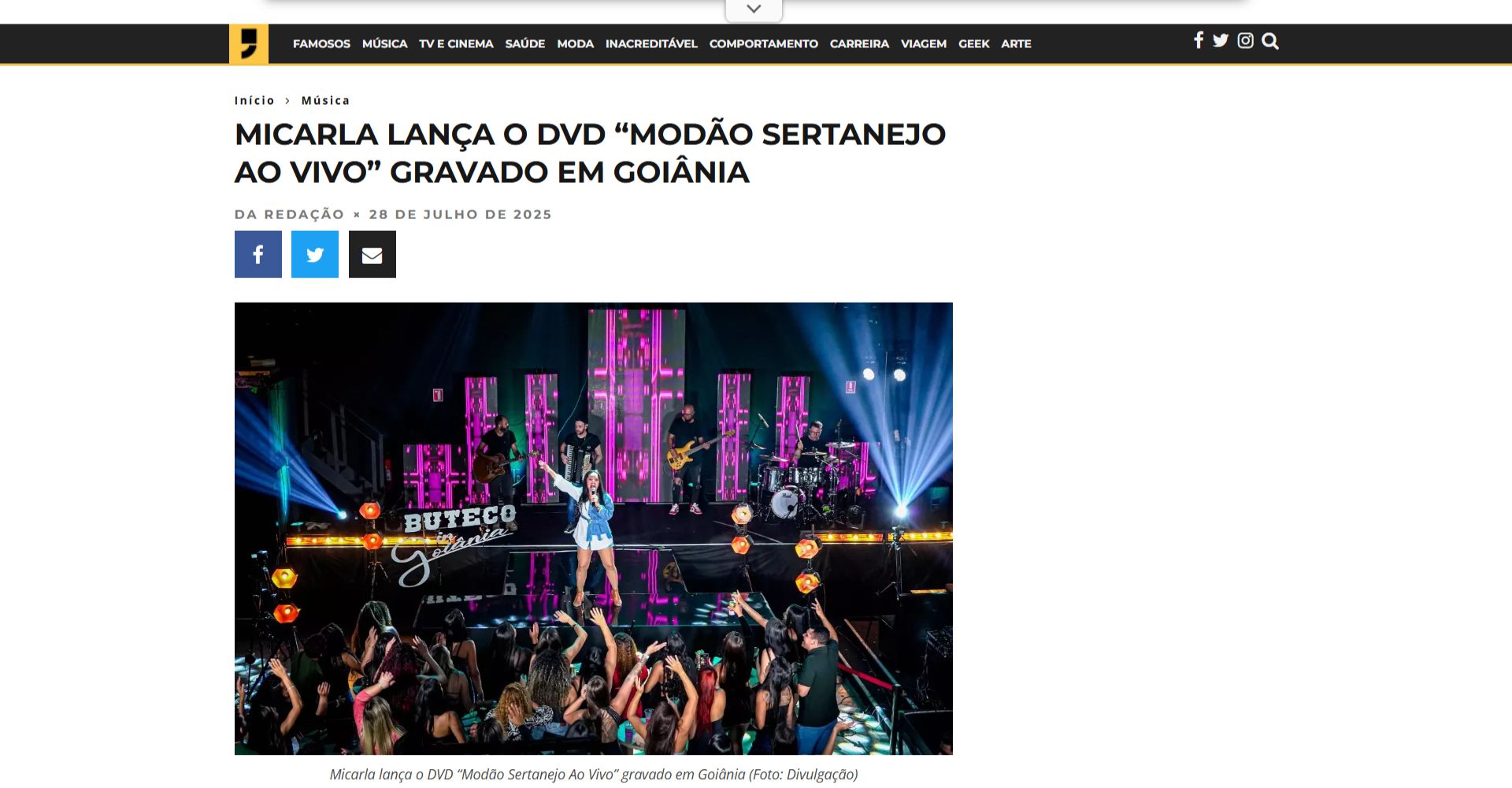 cantoramicarla_clipping (1)